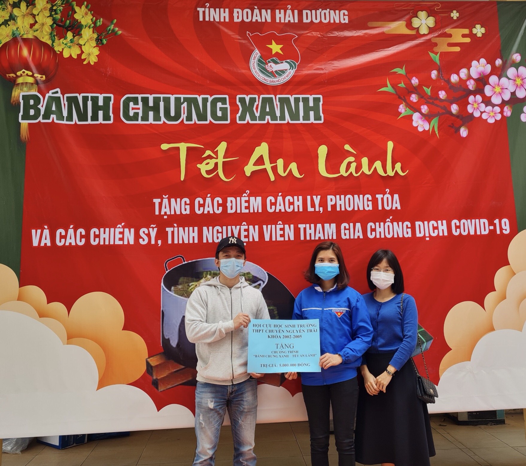 Hội cựu học sinh niên khoá 2002 - 2005 quyên góp ủng hộ cùng  tỉnh Hải Dương phòng chống dịch Covid 19